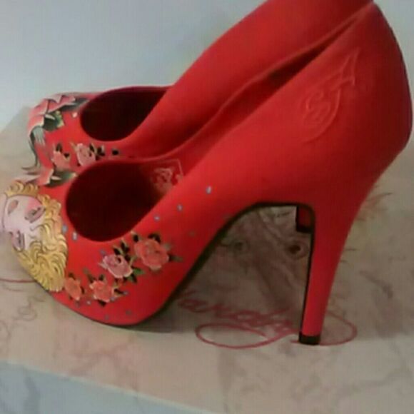 Ed Hardy Heels  - Picture 3 of 8